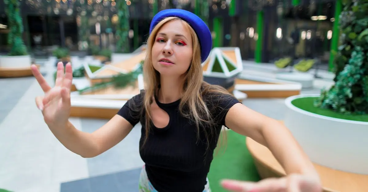 Cómo Combinar Colores para un Look Accesible y Chic