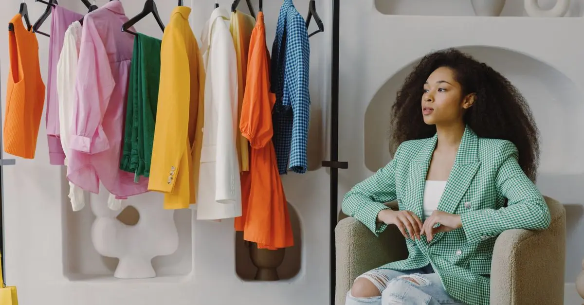 Guía para Elegir Ropa Accesible que Resalte tu Estilo