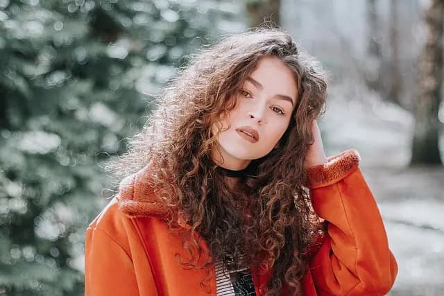 Cómo Crear Un Look Accesible y Chic para Cada Ocasión